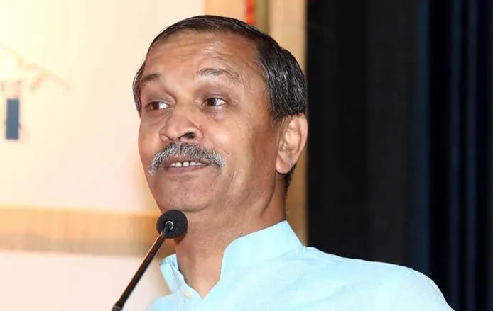 टीसीएस और इन्फोसिस की नई भर्तियों में 80% से ज्यादा मूल निवासी शामिल- सखलेचा 