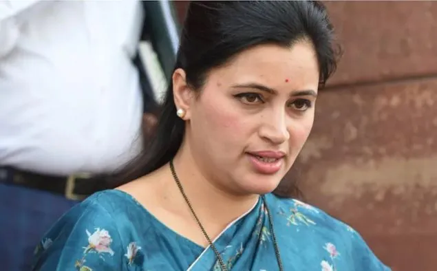 सांसद नवनीत राणा को बड़ा झटका, बॉम्बे हाई कोर्ट से दूसरी एफआईआर रद्द करने की याचिका खारिज