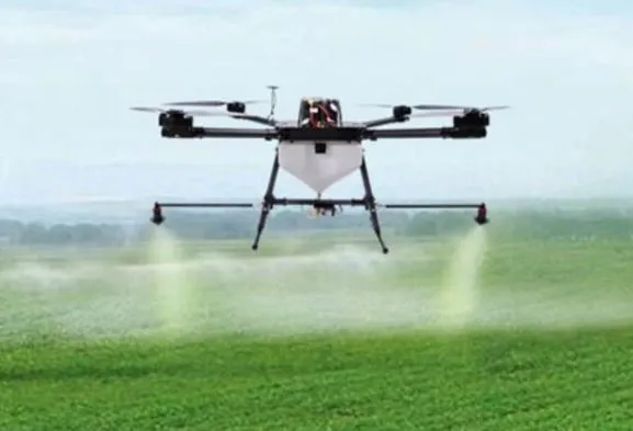 शाहजहांपुर: अब ड्रोन से होगी फसलों की सुरक्षा, कीटनाशक दवाओं का छिड़काव