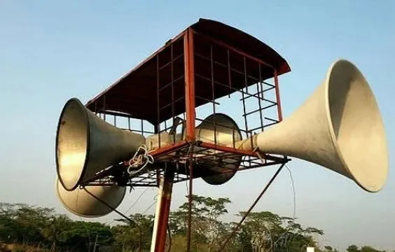 बरेली: दूसरे दिन भी धार्मिक स्थलों से उतारे गए लाउडस्पीकर
