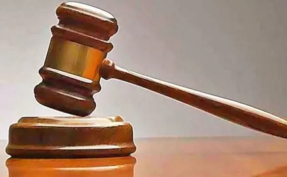 अयोध्या: हिंदू देवी-देवताओं पर अश्लील पोस्ट पर भड़के संत राजू दास, उठाई कार्रवाई की मांग