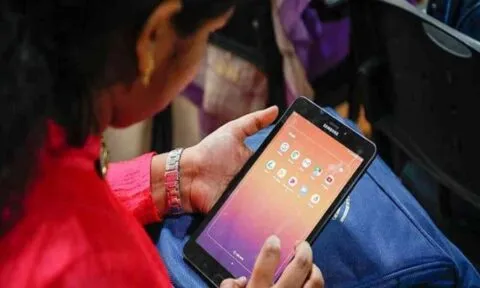 एमबीपीजी कॉलेज ने टैबलेट की किश्त के लिए शासन से मांगे पौने चार करोड़