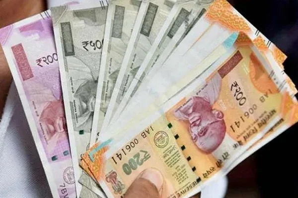 मुरादाबाद : कपड़ों की सप्लाई का झांसा देकर महिला से 80 हजार की ठगी