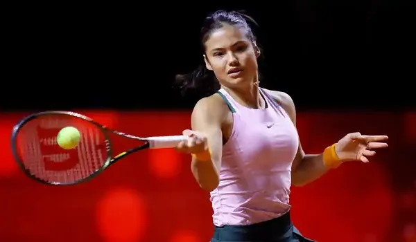 Stuttgart Open : स्टुटगार्ट ओपन के क्वार्टर फाइनल में पहुंची एम्मा रादुकानू, अब इगा स्वियातेक से होगा मुकाबला