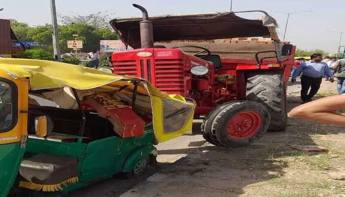 कानपुर देहात: पुखरायां के पटेल चौक पर हुआ भीषण सड़क हादसा, तीन की मौत, मचा कोहराम