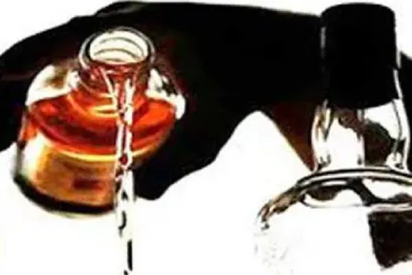 अमरोहा : कच्ची शराब के सेवन से युवक की मौत, परिजन में कोहराम