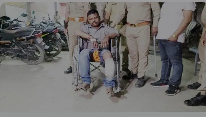 हरदोई: पुलिस से मुठभेड़ में दो बदमाश गिरफ्तार, भगवा गमछा पहन कर दिया था घटना को अंजाम