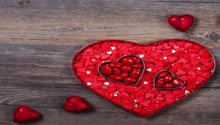 राज़-ए-उल्फ़त छुपा के देख लिया