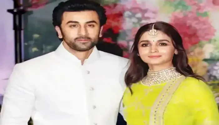 Ranbir-Alia Wedding: फैंस का इंतजार हुआ खत्म, इस दिन शादी के बंधन में बंधेंगे लव बर्ड्स