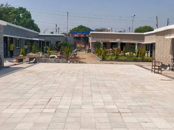 बरेली: छात्रा को डांटने पर जसौली के मॉडल स्कूल में हंगामा, शिक्षिका से नोकझोंक