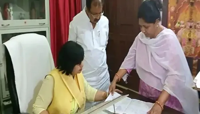 कानपुर: आधी रात को राज्यमंत्री पहुंचीं बालिका गृह, औचक निरीक्षण से मचा हड़कंप, क्षमता से दोगुनी मिलीं बच्चियां