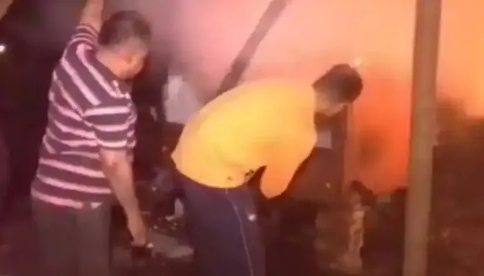 मेरठ: एक चिंगारी से गंगानगर थाने में लगी भीषण आग, 60 से ज्यादा वाहन जलकर हुए स्वाहा