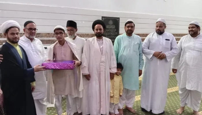 अयोध्या: हाफिज-ए-कुरान का दर्स हासिल करने पर सम्मानित किए गए जमन हैदर