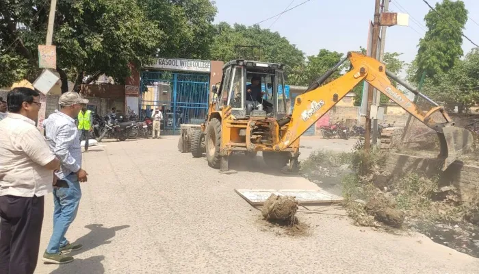 सरकारी जमीन पर कब्जा किया तो होगी FIR और चलेगा बुलडोजर: अधिशासी अधिकारी