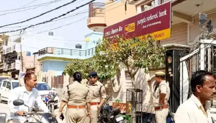 गाजियाबाद: पुलिस के हत्थे चढ़ा PNB  कैश लूट मामले का सातवां आरोपी, बरामद हुए एक लाख रुपए