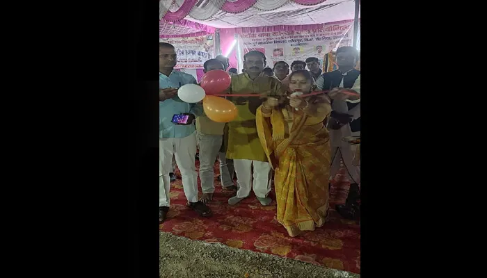 रायबरेली: बच्चों के खेलकूद कार्यक्रम में पहुंची जिला पंचायत अध्यक्ष, दी नसीहत