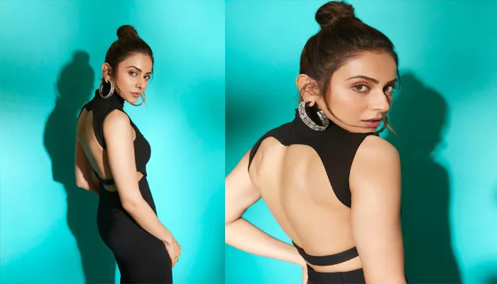 Rakul Preet Singh ने लेटेस्ट फोटोशूट में फ्लॉन्ट किया कर्वी फिगर, इंटरनेट पर छाईं फोटोज