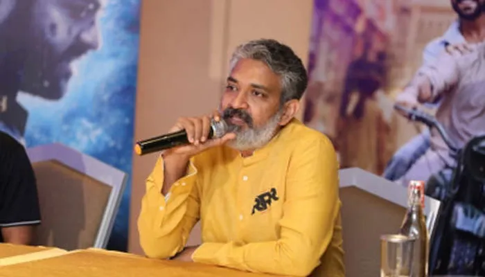 ‘RRR’ का सीक्वल बनाएंगे SS Rajamouli, जानें किन एक्टर्स को करेंगे कास्ट?