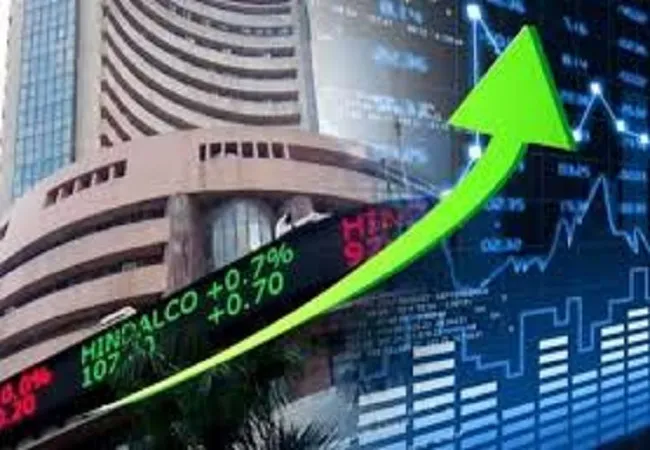 हरे निशान के साथ खुला शेयर बाजार, सेंसेक्स में 334.37 अंकों की बढ़त