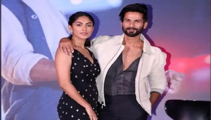 ‘जर्सी’ में शाहिद कपूर के साथ काम कर बेहद खुश हैं मृणाल ठाकुर, एक्ट्रेस ने शेयर किया एक्सपीरियंस