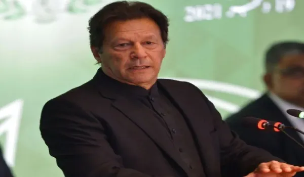 Pakistan Political Crisis: पाकिस्तान की अदालत ने इमरान खान के खिलाफ राजद्रोह की याचिका खारिज की