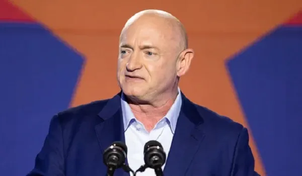 Russia Ukraine War: यूक्रेन के लिए समर्थन हासिल करने विभिन्न देशों का दौरा करेंगे अमेरिकी सांसद