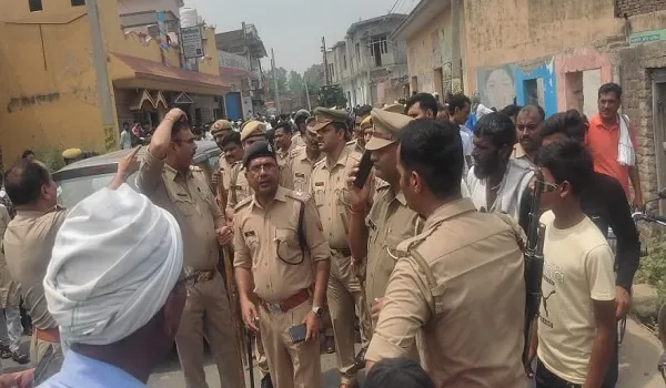 रामपुर: रामपुर में पूर्व प्रधान पर हमला, भतीजे को गोलियों से भूना