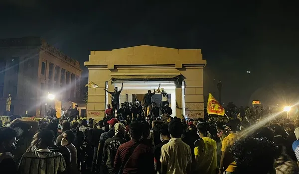 Sri Lanka Crisis: सरकार विरोधी प्रदर्शन के दौरान श्रीलंकाई रैपर की मौत