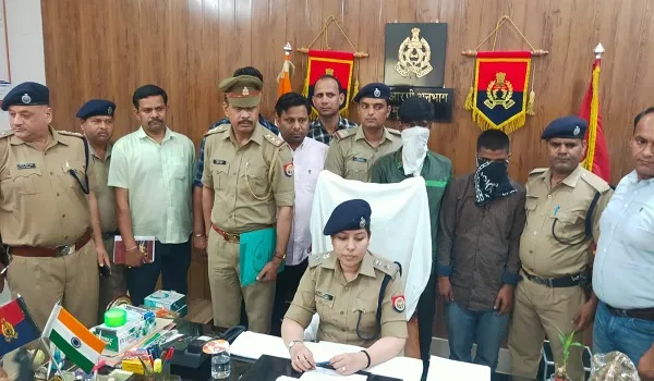 मुरादाबाद : ट्रेन लूटकांड का खुलासा, दो बदमाश गिरफ्तार