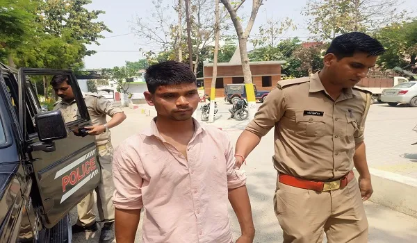 मुरादाबाद: पत्नी और बेटी को मारने के लिए कचहरी में चाकू लेकर पहुंचा युवक, गिरफ्तार