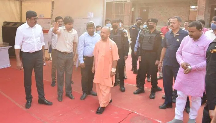 आवासीय सुविधा में पढ़ेंगे श्रमिकों के बच्चे, मुफ्त होगी हर व्यवस्था : मुख्यमंत्री योगी