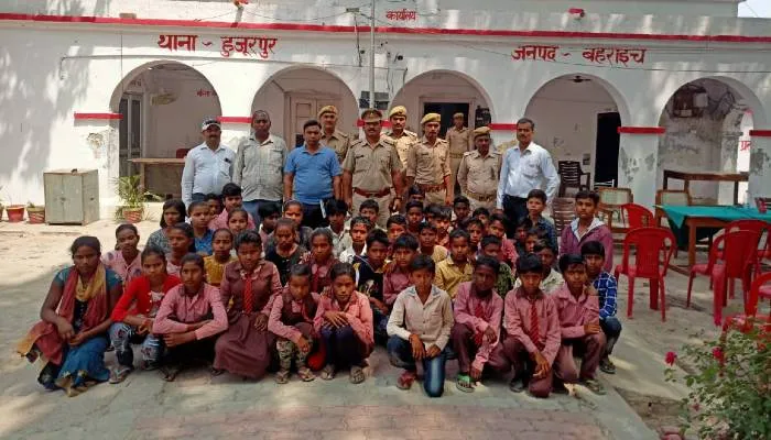 बहराइच: स्कूल चलो अभियान के तहत थानाध्यक्ष ने प्राथमिक विद्यालय गाजीपुर को लिया गोद