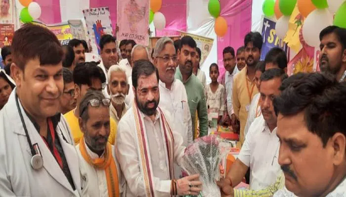 बाराबंकी: राज्यमंत्री ने किया स्वास्थ्य मेले का उद्घाटन, 362 लोगों का हुआ निशुल्क परीक्षण
