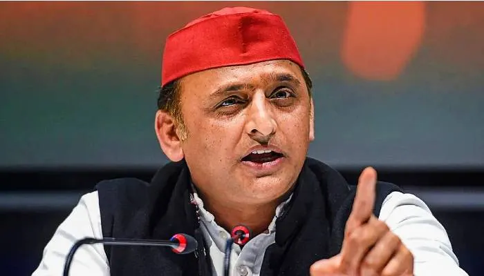 अखिलेश ने योगी के जीरो टॉलरेंस नीति को लेकर कसा तंज, कहा- यूपी में क्राइम ग्राफ दिन प्रतिदिन बढ़ता जा रहा है
