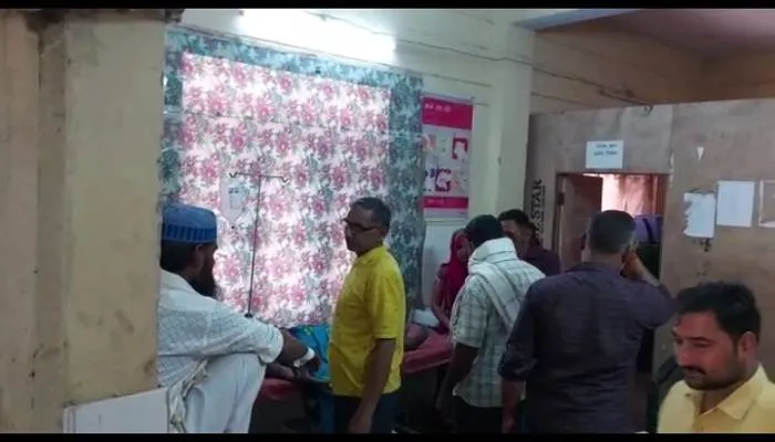 बहराइच: प्राथमिक विद्यालय में खाना बनाते समय झुलसी रसोइया, रेफर