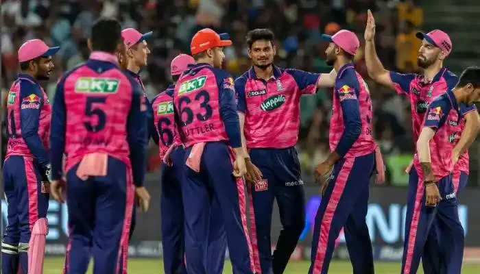 IPL 2022, RCB vs RR: कुलदीप और अश्विन की घातक गेंदबाजी, राजस्थान ने बेंगलुरु को दी 29 रनों से मात