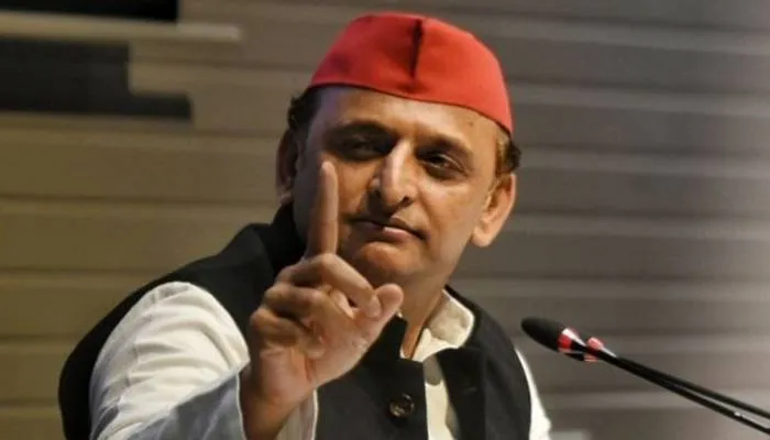अखिलेश यादव ने कसा तंज, कहा- यूपी में दौड़ रही है अपराध की बुलेट ट्रेन