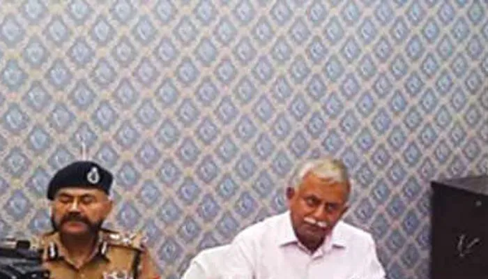 सभी थानाध्यक्ष हर रोज करेंगे एक घंटा फुल पेट्रोलिंग : अवनीश कुमार अवस्थी
