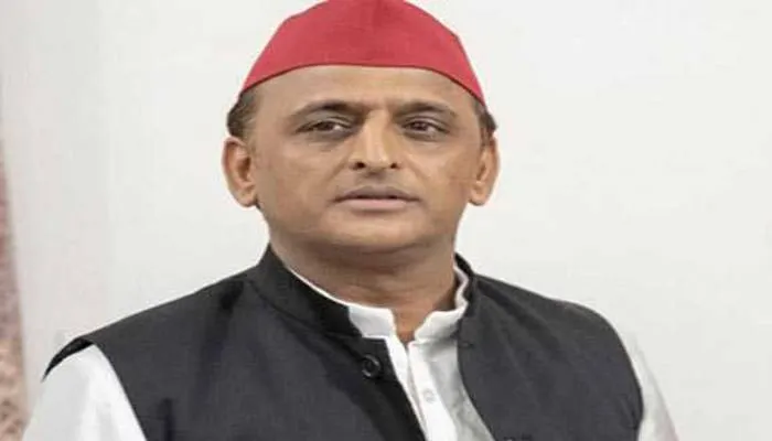 यूक्रेन से वापस आये मेडिकल छात्रों के भविष्य की रक्षा करे सरकार: अखिलेश यादव