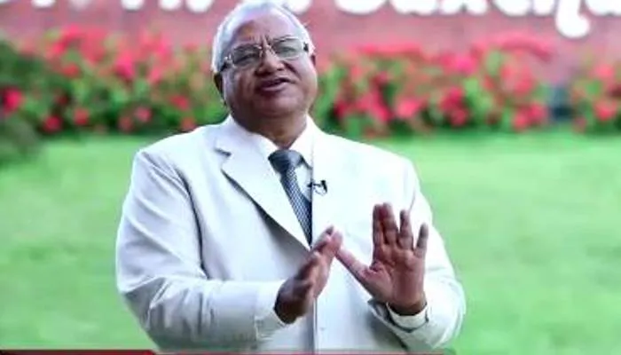 लखनऊ: जल्द ही डॉ. एमसी सक्सेना के खिलाफ जारी होगा नोटिस