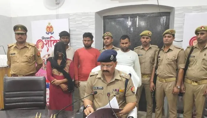 हरदोई: लिफ्ट देने के बहाने लूटपाट करने वाला गिरोह का पुलिस ने किया भंडाफोड़, तीन गिरफ्तार