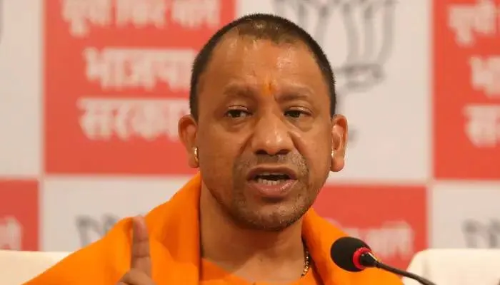 योगी सरकार ने पहले महीने में तय किया अगले पांच साल के काम का रोडमैप