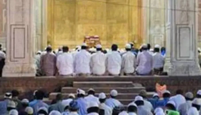हरदोई: पहले अशरे का पहला जुमा, ‘हर एक को अपनी रहमतों से नवाज दे, या अल्लाह’