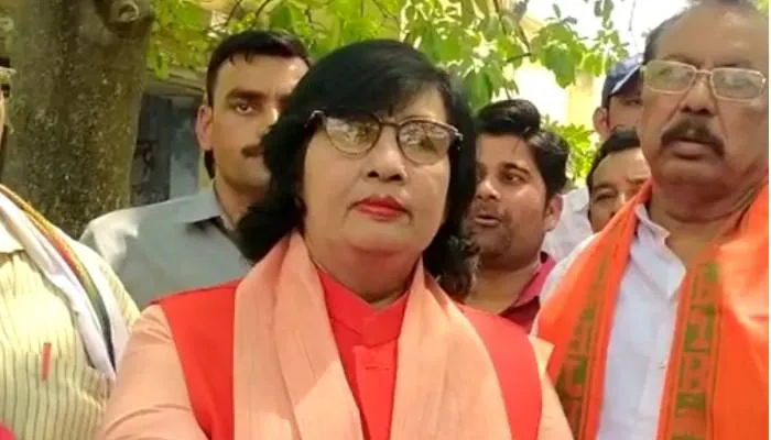 शक्ति मिशन के माध्यम से महिलायें बन रहीं आत्मनिर्भर : प्रतिभा शुक्ला