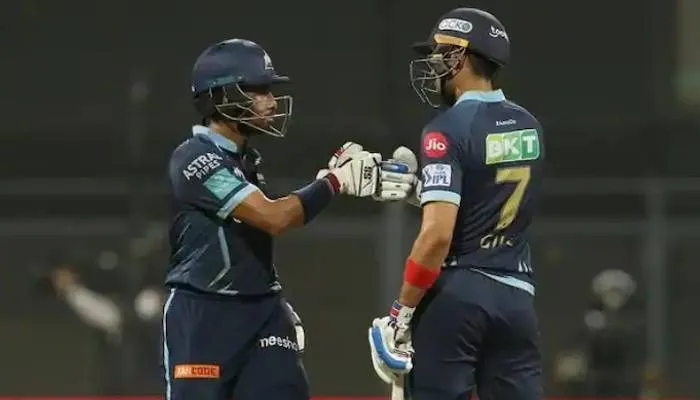 IPL 2022, GT vs SRH: राशिद खान ने आखिरी गेंद पर छक्का जड़कर गुजरात को दिलाई रोमांचक जीत