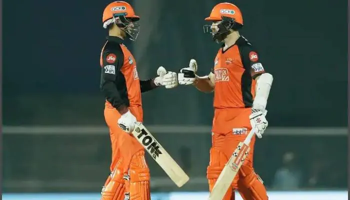IPL 2022, RCB vs SRH: हैदराबाद ने बेंगलुरु को 68 रनों पर ढेर कर नौ विकेट से जीता मैच