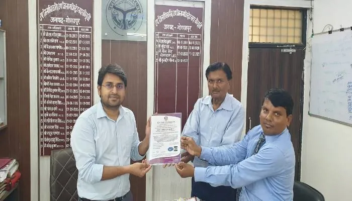गोरखपुर: एसडीएम सदर को मिला इंटरनेशनल ऑर्गेनाइजेशन फॉर स्टैंडर्डाइजेशन प्रमाण पत्र
