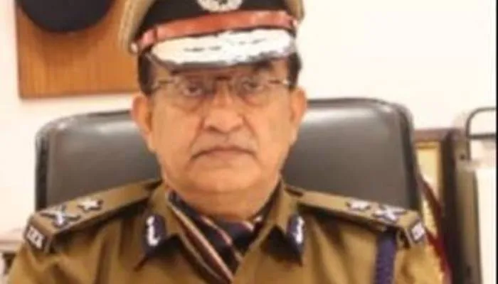 अयोध्या: उपराष्ट्रपति के आगमन से पहले आईजी ने रेलवे स्टेशन का किया निरीक्षण