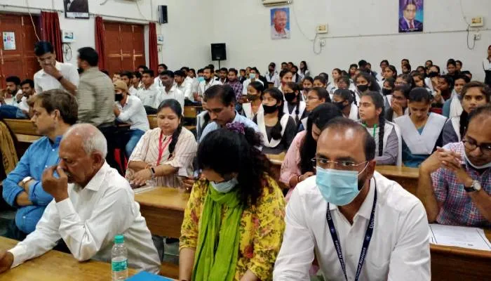 लखनऊ: केकेसी कॉलेज में शुरू हुआ मुस्कुराएगा इंडिया सेंटर, छात्रों को मिलेंगी मानसिक स्वास्थ संबंधित सेवाएं