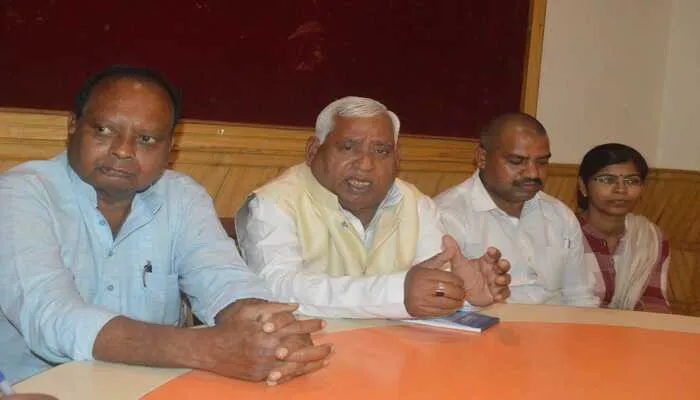 सपा महंगाई के खिलाफ सदन तक करेगी आंदोलन: अवधेश प्रसाद